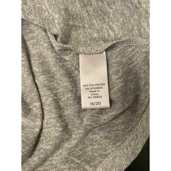 Avenue Paisley PLUS Size 18/20 (XXL) Artsy Studded Asymmetrical Scoop Neck Tee - Picture 8 of 10